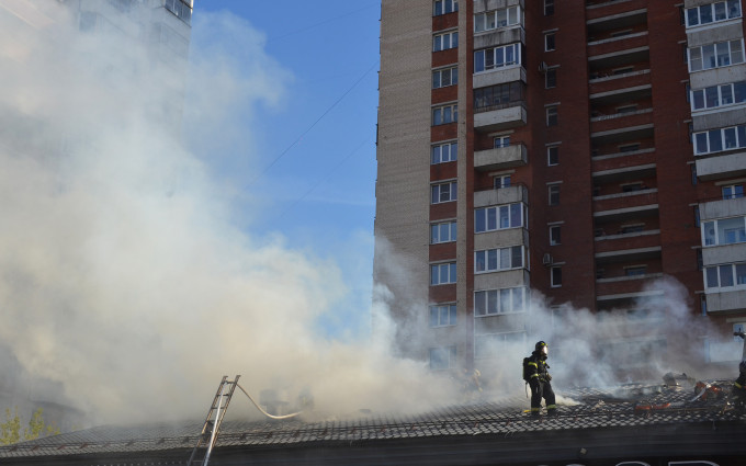 В Екатеринбурге на территории «Уралмашзавода» произошел крупный пожар